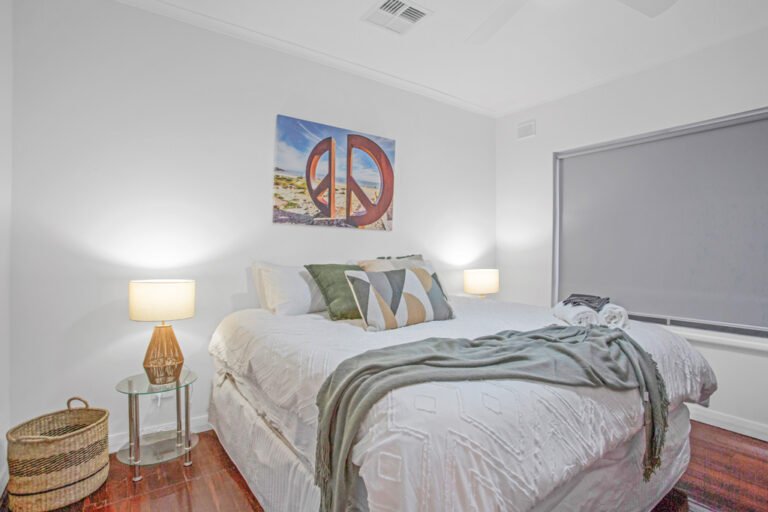 4 Almond Grove, Brighton (15)